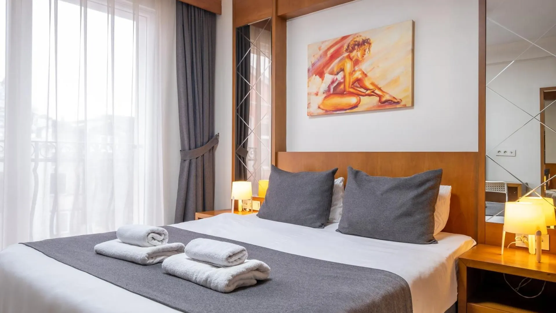 The Apartments Of Yenikapi Istanbul